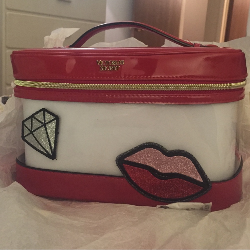 NWT Victoria's Secret Travel Case